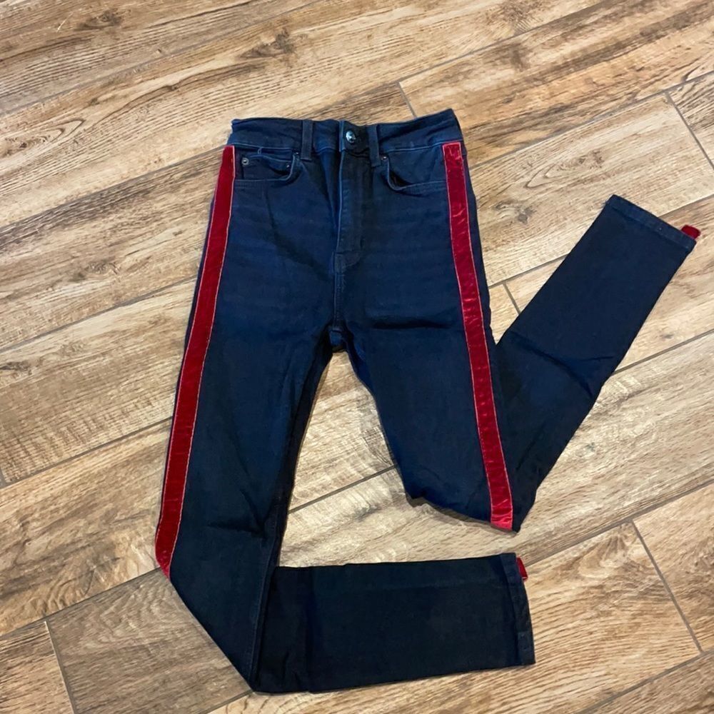 👖 Zara Skinny Jeans with Red Velvet Strip - Size 2